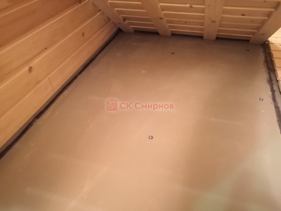 Пластиковый поддон в помывочной