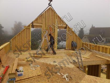 Процесс возведения деревянного дома